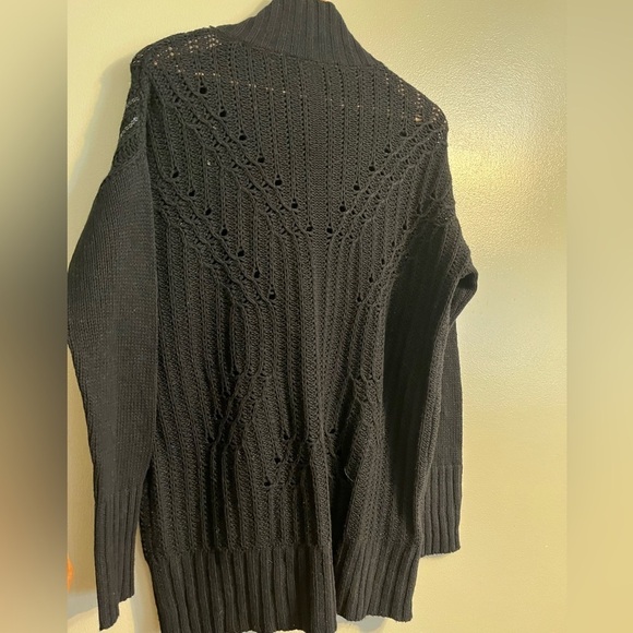 BCBG MaxaRia Womens Marino Wool Blend Sequined Black Tunic Sweater Knit Sz XS - Picture 4 of 13